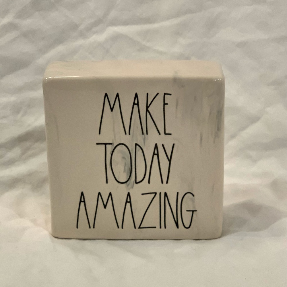 Rae Dunn “Make Today Amazing” Block